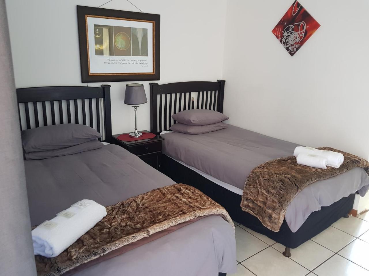 Kgosi Lodge 킴벌리 외부 사진