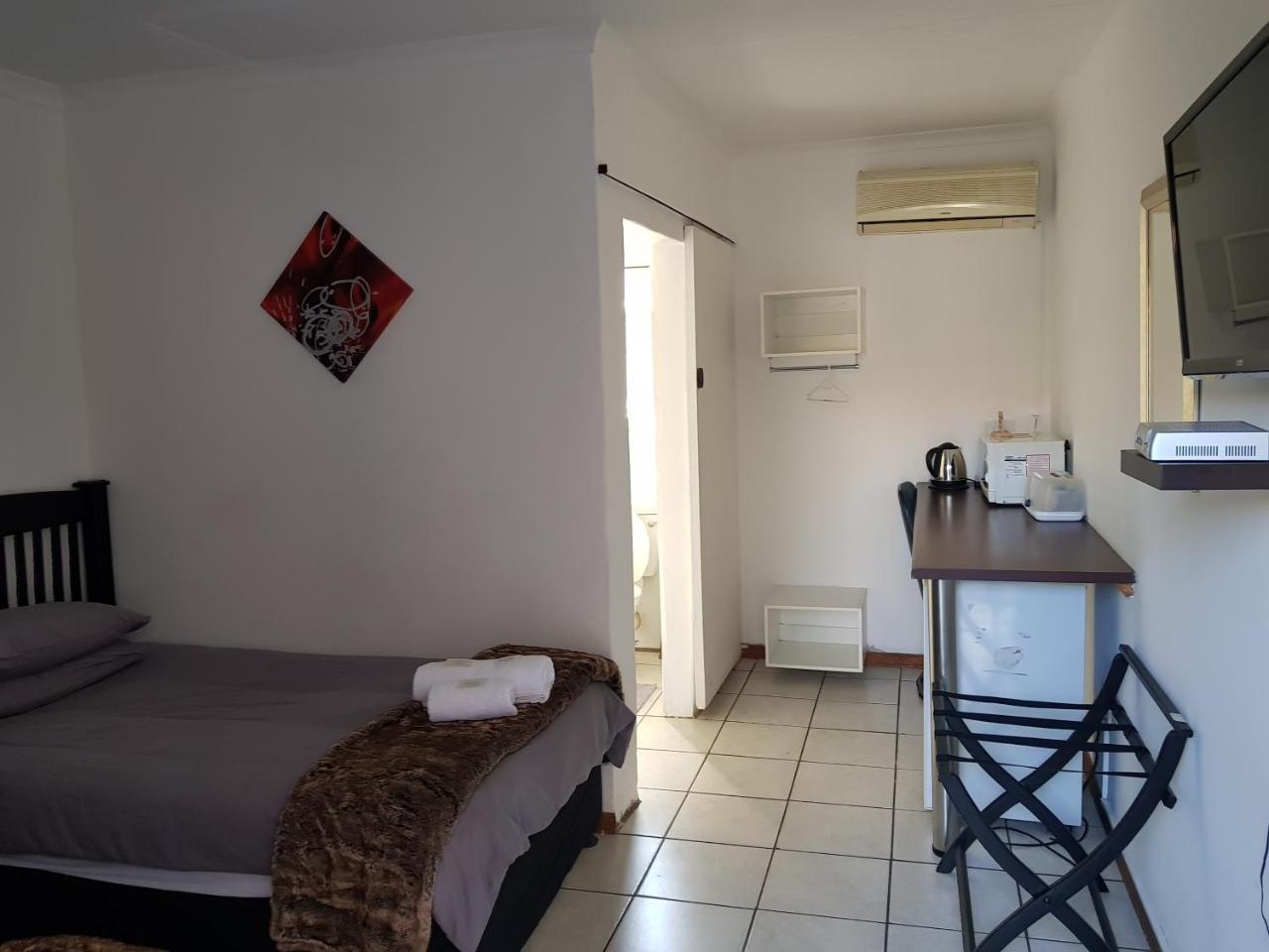 Kgosi Lodge 킴벌리 외부 사진