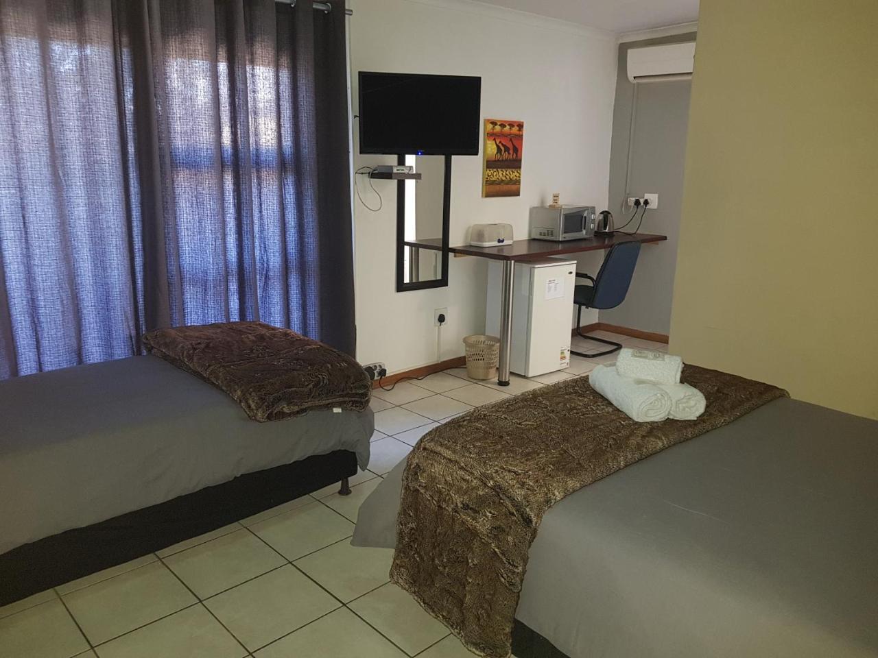 Kgosi Lodge 킴벌리 외부 사진