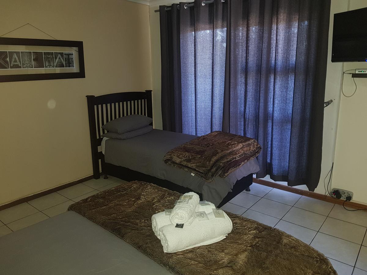 Kgosi Lodge 킴벌리 외부 사진