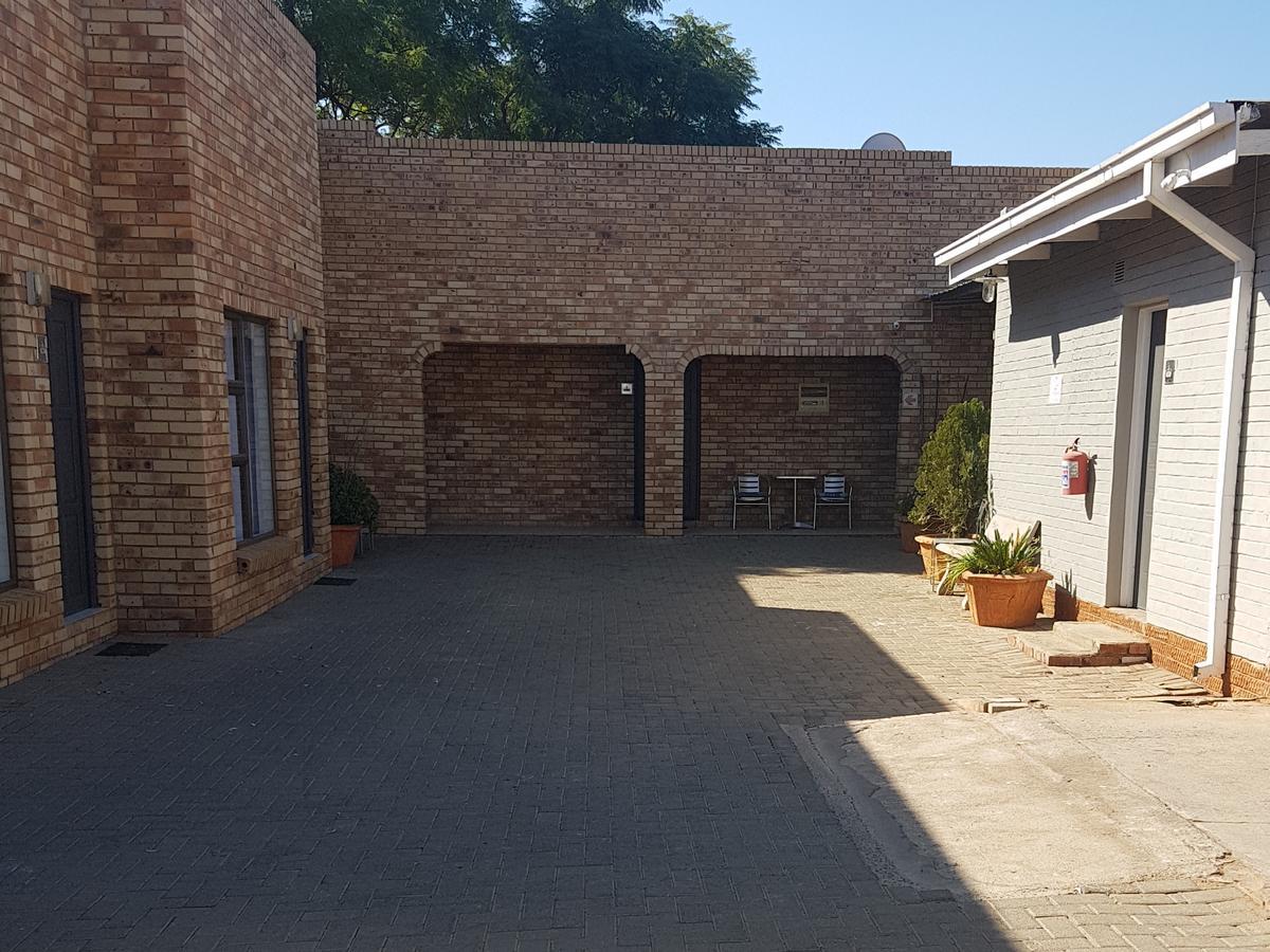 Kgosi Lodge 킴벌리 외부 사진